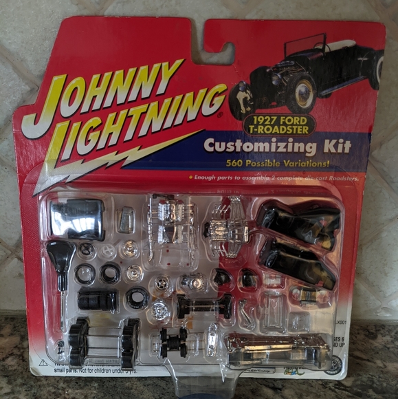 NIB Johnny Lightning 1927 Ford T-Roadster Customizing Kit - Picture 2 of 6